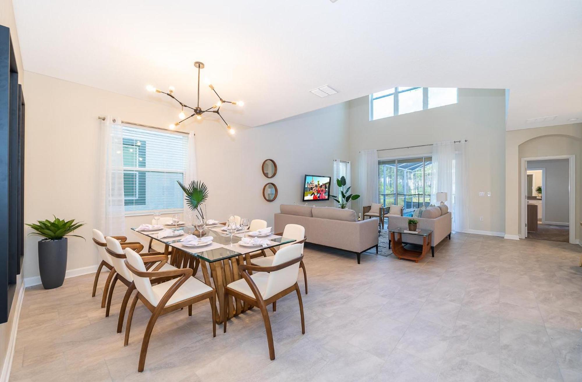 8987gv 5 Bed/5 Ba